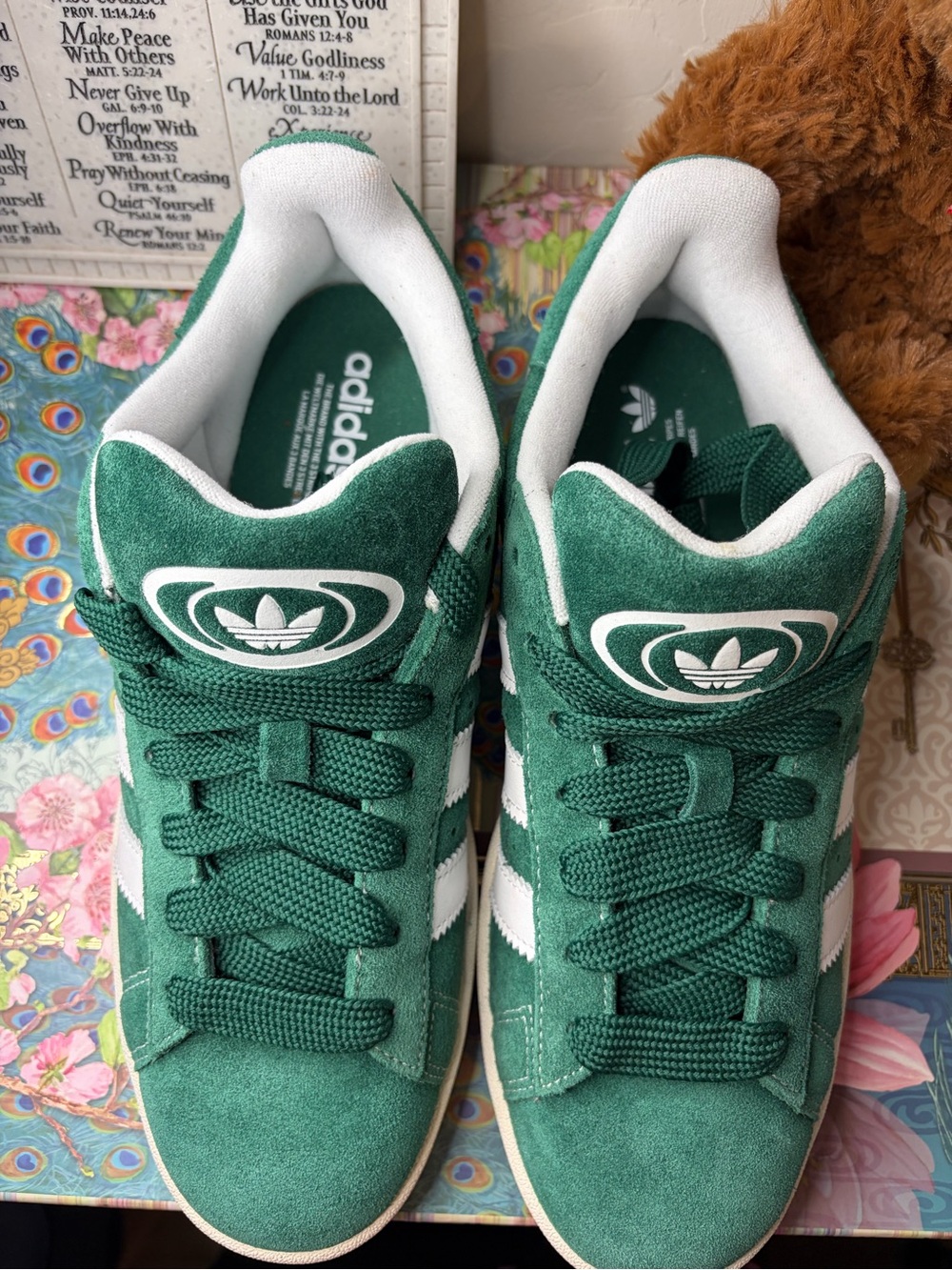 💚 adidas Campus 00s Green Suede Sneakers – Men’s 9.5 💚